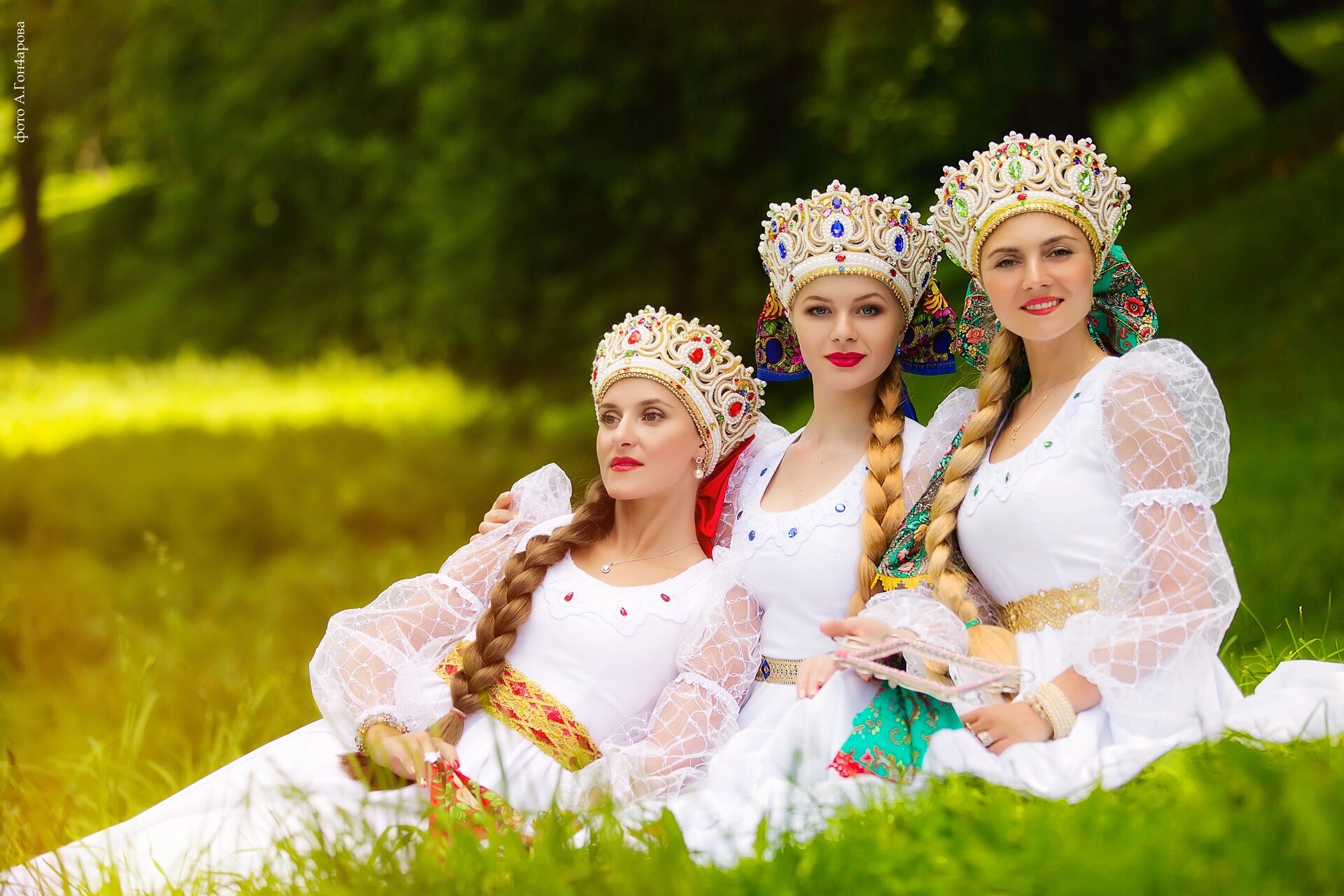 Slavic women in Suqiang