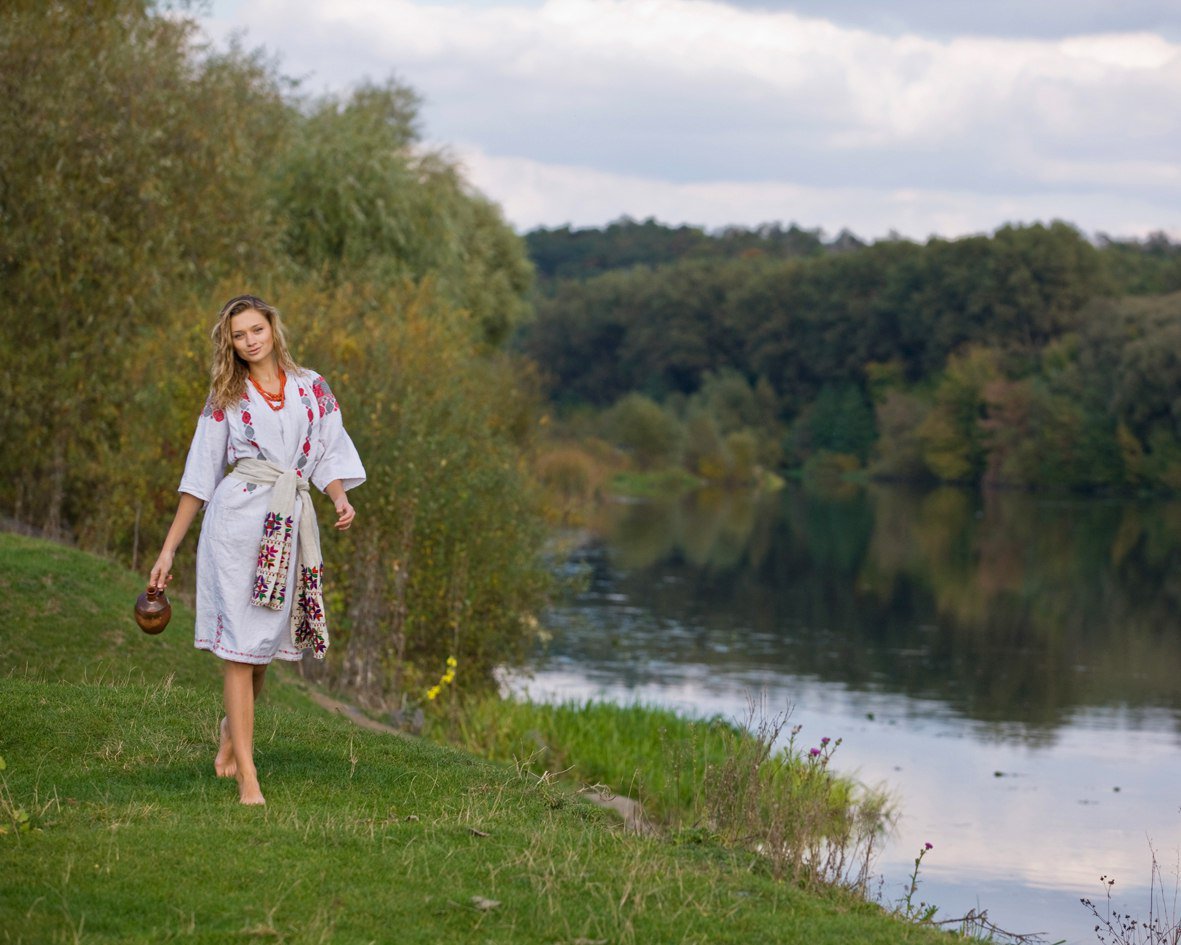 Nude girl Slavic women in Suqiang