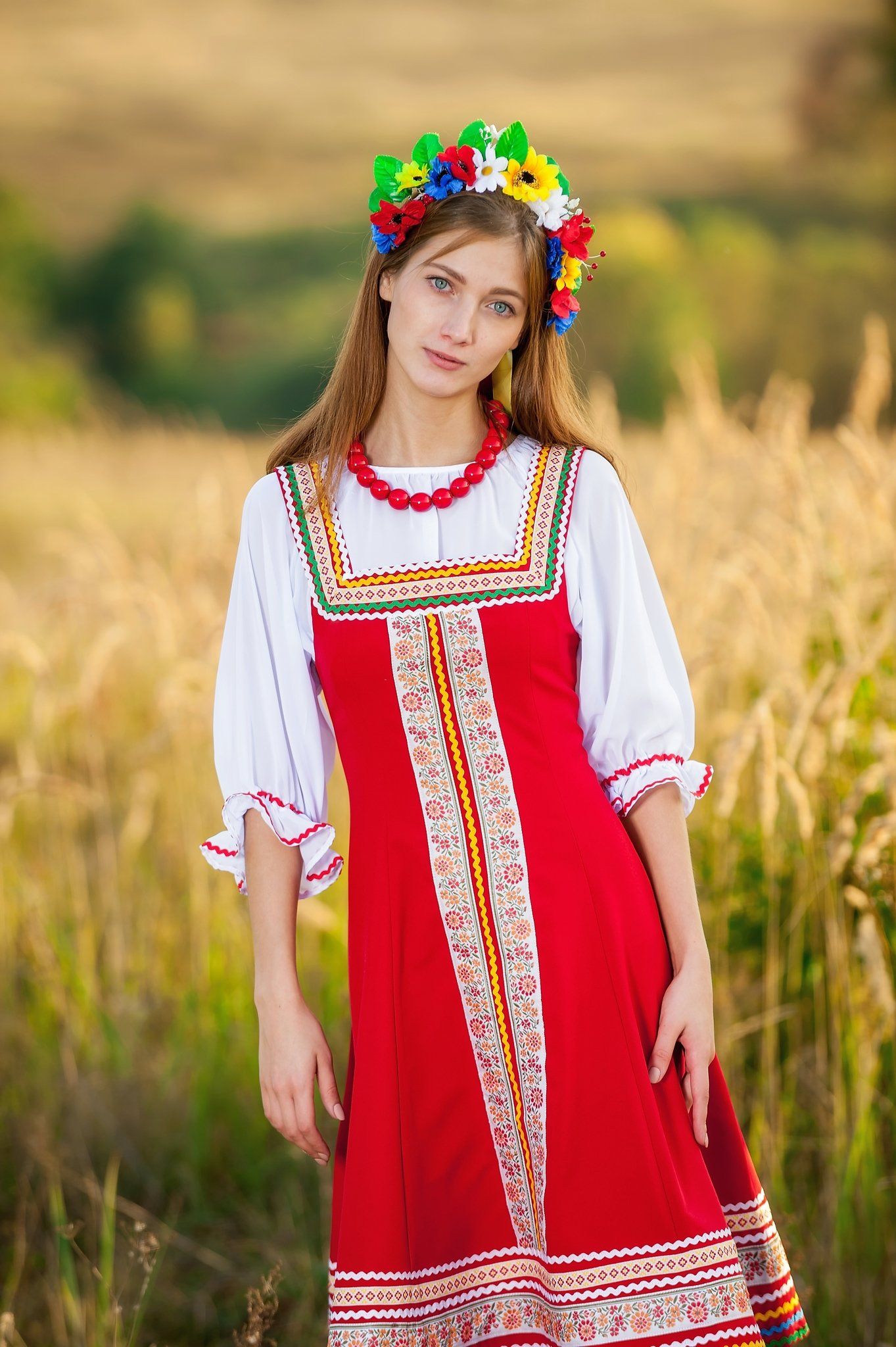 Women in Slavic costumes in Suqiang